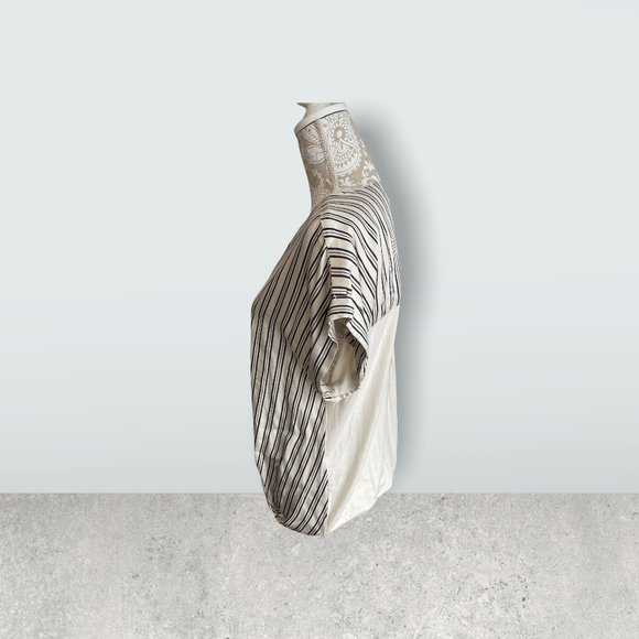 URBAN affair women’s pinstriped top size 1X. - Picture 2 of 7